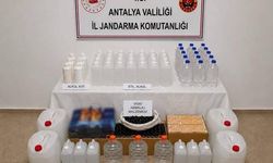 Antalya Konyaaltı'nda Kaçak Alkol Operasyonu: 170 Litre Ürün Ele Geçirildi