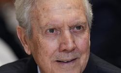 Aziz Yıldırım'dan Fenerbahçe'ye Yeni Teknik Direktör ve Forvet Müjdesi
