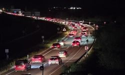 Bayram Dönüşü Karabük-Gerede Yolunda Trafik Yoğunluğu Artıyor
