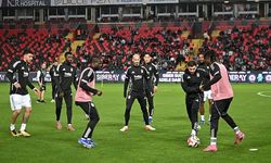 Beşiktaş'ta Gaziantep FK Maçı Öncesi Milot Rashica Sakatlandı