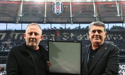 Beşiktaş'ta Sergen Yalçın'ın Geleceği İçin Kritik Toplantı