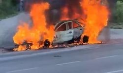 Bursa'da Seyir Halindeki Araç Alev Aldı