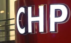 CHP'de Özgür Özel'in Kritik Toplantıları ve Kılıçdaroğlu'na Geri Dönüşü Bekleniyor