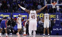 Cleveland Cavaliers, Detroit Pistons'u Uzatmada Geçerek Seride Öne Geçti