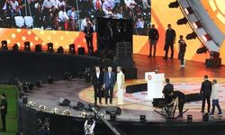 Cumhurbaşkanı Erdoğan, Kocaeli'deki Gençlik Şöleni'nde Sefo Konserini İzledi