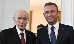 Devlet Bahçeli'den Özgür Özel'e Bayram Telefonu