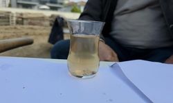Düzce'de İnşaat İşçilerinden Fındık Kabuğu Çayı Geleneği