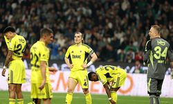 Fenerbahçe'de 8 oyuncu ile yollar ayrılıyor