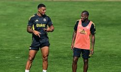 Fenerbahçe'de İlk Ayrılık Kapıda: Oyuncu Ülkesine Dönüyor