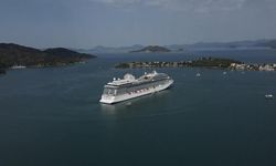 Fethiye'ye Sezonun İlk Kruvaziyer Gemisi Ulaştı