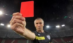 Futbolun En İlginç Kırmızı Kart Anları