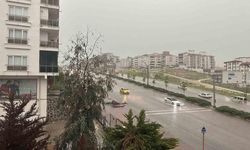 Gaziantep'te Aniden Bastıran Sağanak ve Fırtına Hayatı Olumsuz Etkiledi
