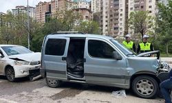 Gümüşhane'de 4 Araçlı Zincirleme Kaza: 4 Kişi Yaralandı