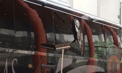 Hull City Takım Otobüsüne Londra'da Taşlı ve Sopalı Saldırı
