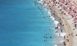 İngiltere'de Yeni Turist Vergisi Planı Ailelerin Tatil Bütçesini Zorluyor