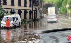 İstanbul'da Kuvvetli Sağanak Yağış Hayatı Olumsuz Etkiledi