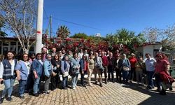 İzmir Büyükşehir Belediyesi'nden Emeklilere Ücretsiz Gezi Desteği