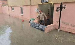 Karabük'te Ani Sağanak Yağışlar Ulaşımı ve Günlük Hayatı Etkiledi