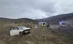 Kastamonu Ilgaz'da Su Kanalına Düşen Otomobilde 4 Kişi Yaralandı