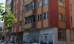 Kastamonu'da Genç Kızın Balkondan Atlamasıyla İlgili Öğretim Görevlisi Tutuklandı