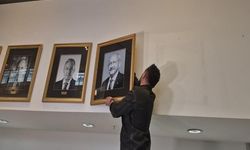 Kılıçdaroğlu'nun Fotoğrafı CHP Genel Merkezine Yeniden Asıldı