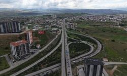 Kırıkkale'de 43 ilin kavşak noktasında trafik yoğunluğu havadan görüntülendi