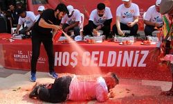 Kumluca'da Acı Biber Yeme Yarışması Renkli Anlara Sahne Oldu