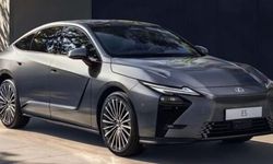 Lexus ES'in 8. Nesli 2026 Sonunda Türkiye'de Satışa Sunulacak