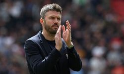 Manchester United, Michael Carrick ile Yollarına Devam Ediyor