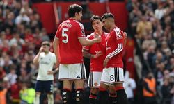 Manchester United, Nottingham Forest'ı Evinde 3-2 Yendi
