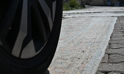 Manisa'da El Dokuması Halılar İlginç Eskitme Yöntemiyle Değerleniyor