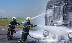 Mardin'de Akaryakıt Yüklü Tankerde Yangın Çıktı