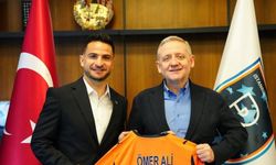 RAMS Başakşehir, Ömer Ali Şahiner'in Sözleşmesini Uzattı