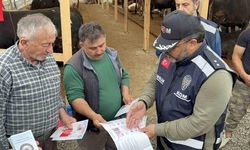 Samsun Polisi Kurban Pazarında Dolandırıcılık Uyarısı Yaptı