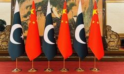 Şi Cinping, Pakistan Başbakanı Şahbaz Şerif'i Pekin'de Ağırladı