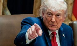 Trump'tan Umman'a Sert Uyarı: 'Havaya Uçururuz'