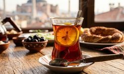 Ünlü Kardiyologdan Limonlu Çayın Faydalarına Dair Açıklama