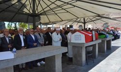 22. Dönem CHP Milletvekili Orhan Sür Balıkesir'de Son Yolculuğuna Uğurlandı