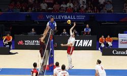 A Milli Erkek Voleybol Takımı İtalya'ya 3-0 Yenildi