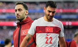 A Milli Takım Kampında Kaptanlık Tartışması: Kaan Ayhan'ın Eşinden Sosyal Medyada Beğeni
