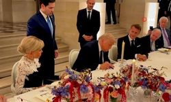 ABD Başkanı Trump, İran Anlaşmasını Resmen İmzaladı