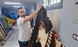 Adana'da Yıkama İçin Alınan Battaniyeden 20 Bin Lira Çıktı