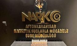 Afyonkarahisar'da Uyuşturucu Operasyonunda 508 Sentetik Ecza ve Emdirilmiş Peçeteler Ele Geçirildi
