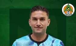 Alanyaspor, Ertuğrul Taşkıran ve Nicolas Janvier ile yollarını ayırdı