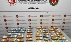 Antalya'da Bebek Bezlerine Gizlenmiş 20 Milyon Liralık Nakit Para Ele Geçirildi
