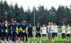 Aziz Yıldırım, Topuk Yaylası'nda Fenerbahçe Takımıyla Bir Araya Geldi