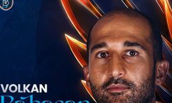 Başakşehir FK, Volkan Babacan ile sözleşmesini 1 yıl daha uzattı