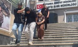 Başakşehir'de Marketten Çanta Hırsızlığı Kamerada