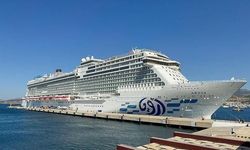 Bodrum Limanı'na 'Aroya' Kruvaziyeriyle 1489 Turist Geldi