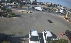 Bodrum'da Motosiklet ve Kamyonet Çarpıştı: 2 Yaralı